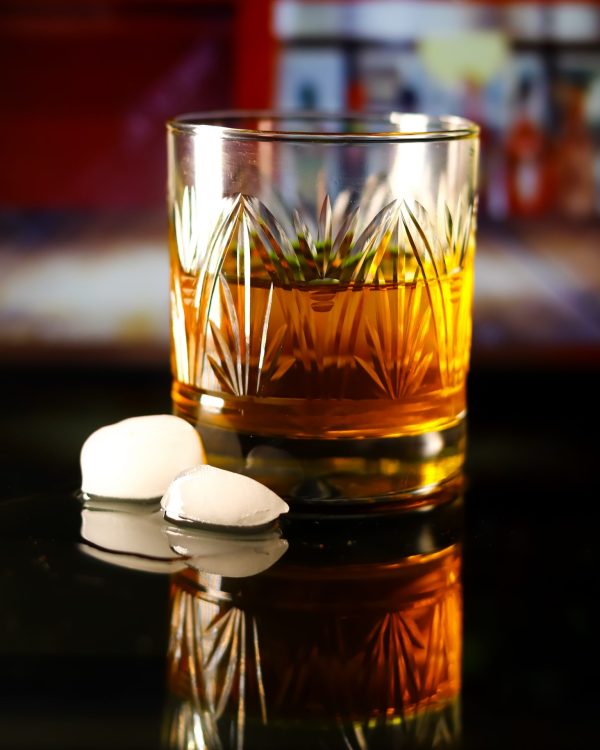 BaPiDa Hand-Cut Whiskey Glass 2