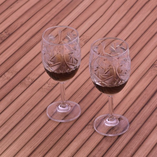 Madiha Design Bapida Wine Glass